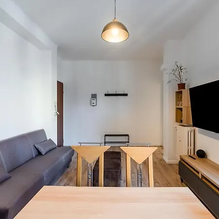 Spacious And Bright In Porta Vittoria Apartament